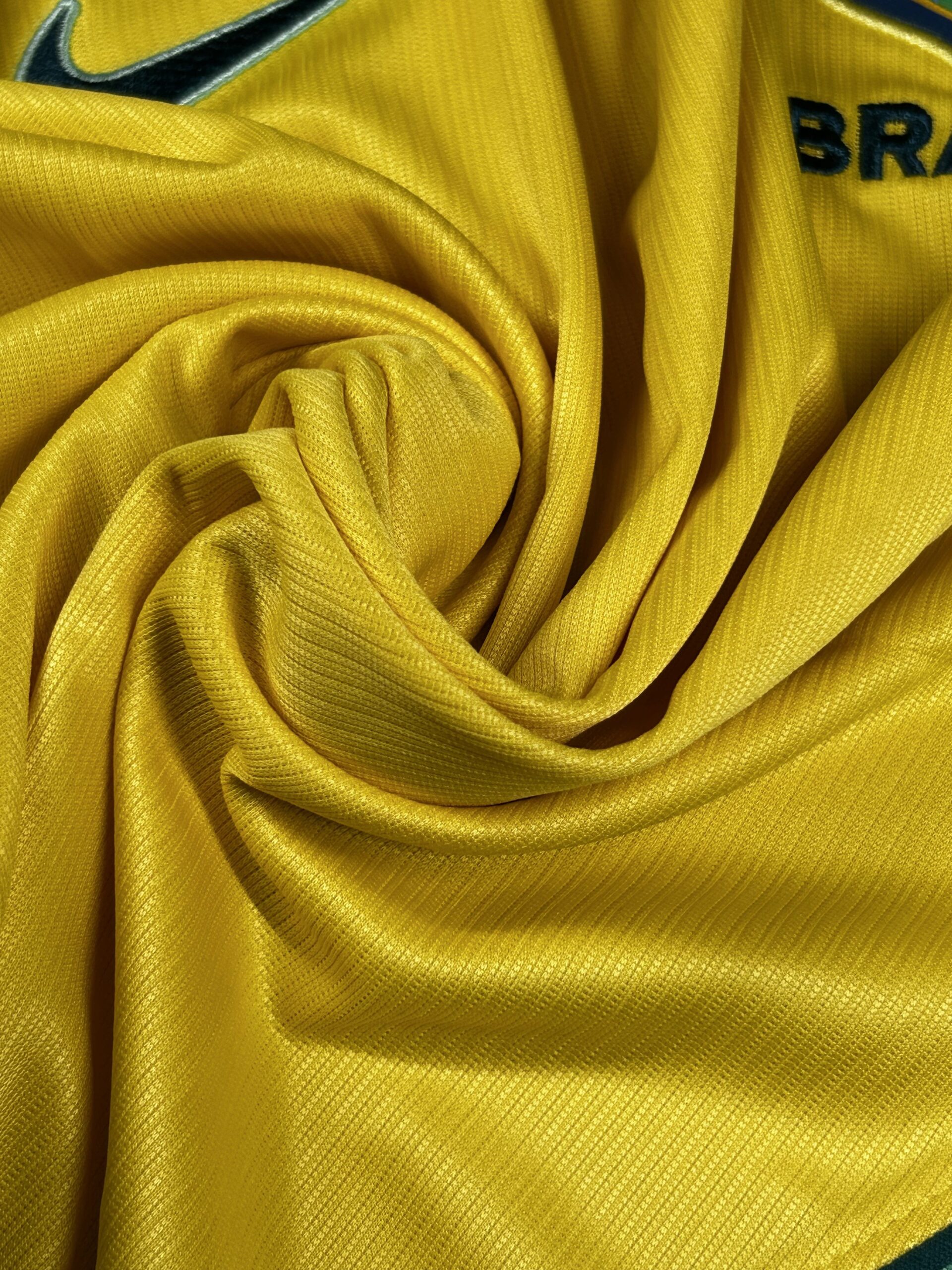 Camisa Torcedor Seleção Brasil Amarela I 26/27