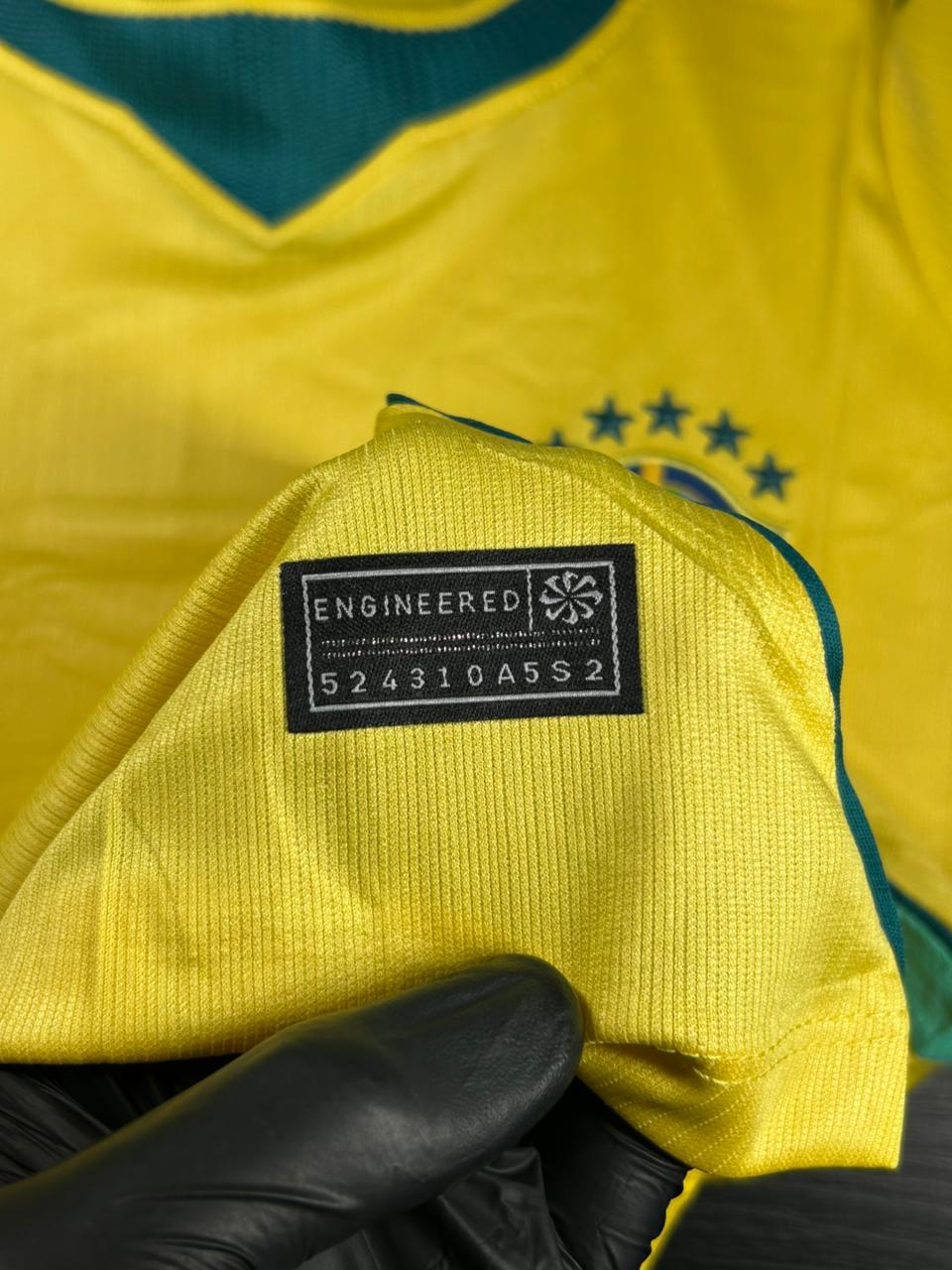 Camisa Feminina Seleção Brasil Amarela I 26/27